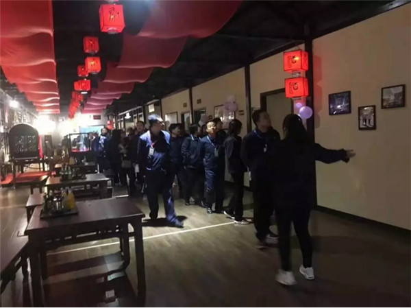 雙十一_酒_任性！全場半價，西安這家店也是拼了！211.jpg